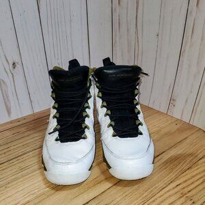 302359 109 Nike Air Jordan 9 Retro BG White/Black-Militia Green 6Y